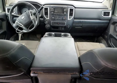 2018 Nissan Titan Xd S z USA, uszkodzony, nr VIN 1N6AA1F33JN500034